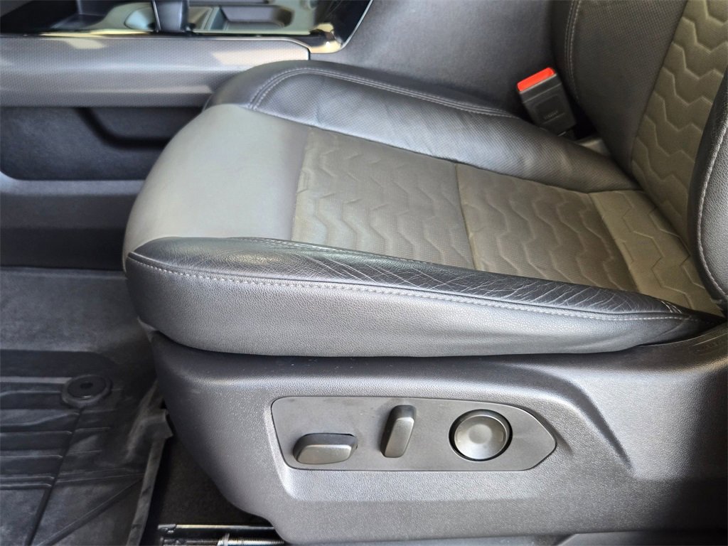 Used 2024 Chevrolet Silverado 1500 ZR2 w/ Technology Package image 14