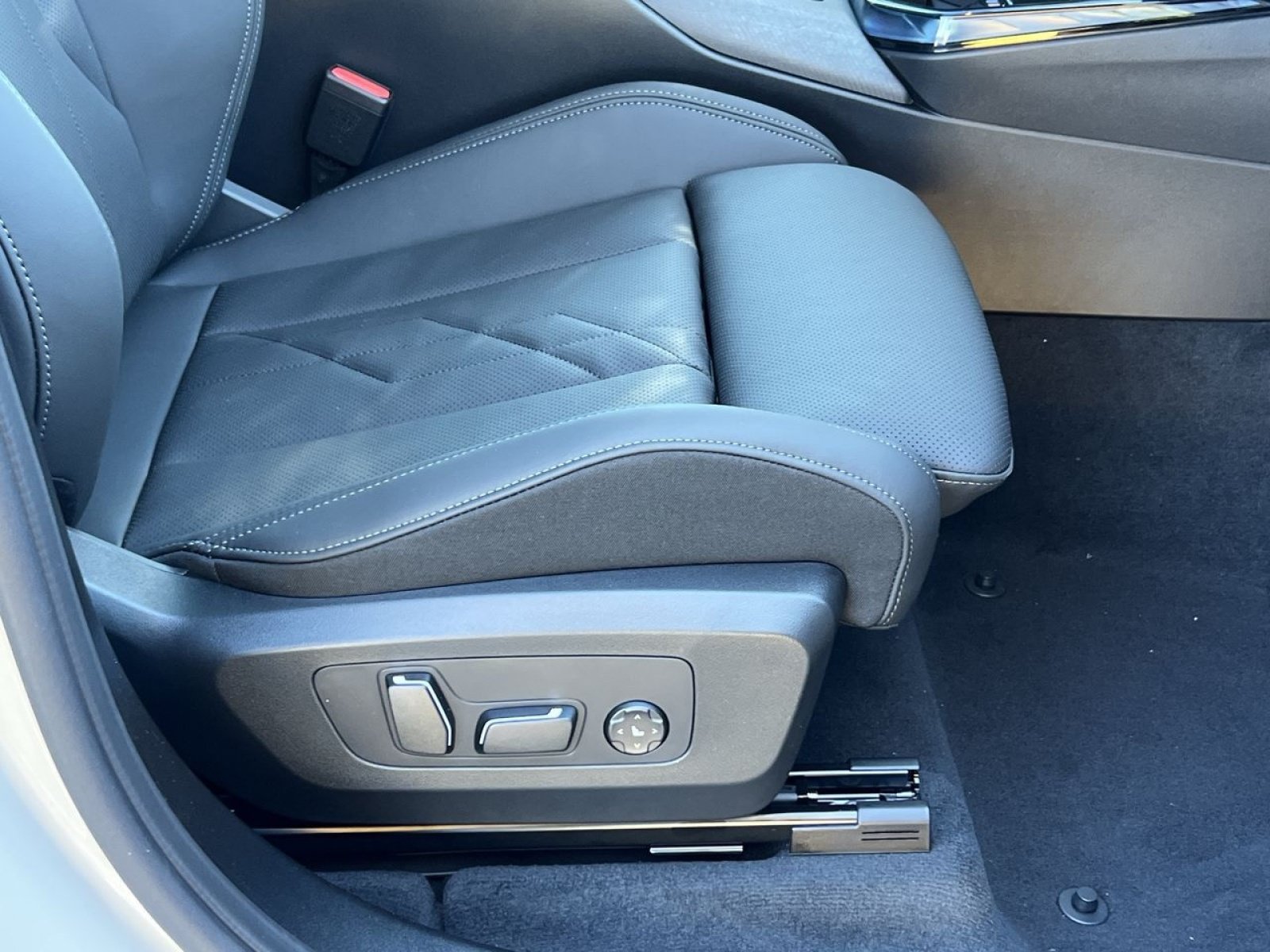 New 2026 BMW X3 M50 w/ Premium Package AWD/4WD image 27