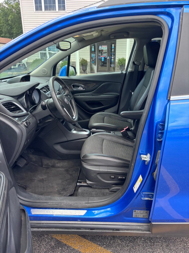 Used 2015 Buick Encore FWD image 9