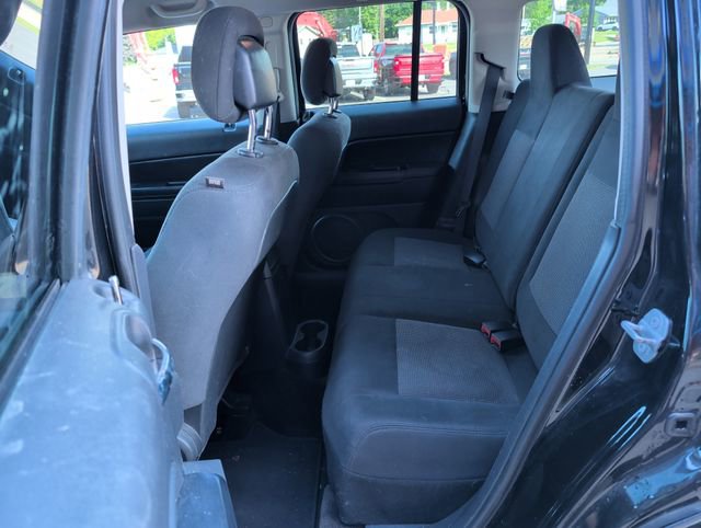 Used 2015 Jeep Patriot Sport w/ Power Value Group AWD/4WD image 22