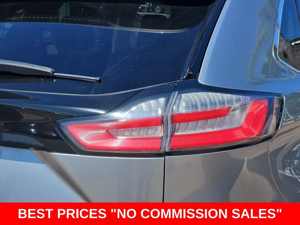 Used 2022 Ford Edge Titanium w/ Equipment Group 301A AWD/4WD image 41