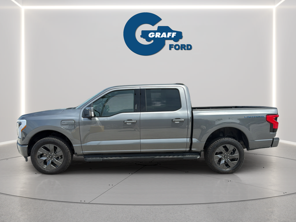 Used 2022 Ford F150 Lightning Lariat AWD/4WD image 3