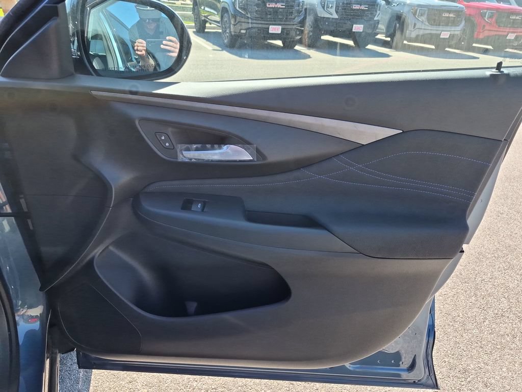 New 2026 Buick Envista Sport Touring w/ Convenience I Package FWD image 37