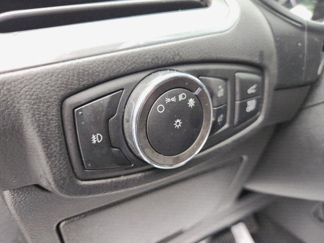 Used 2023 Ford Edge Titanium image 34