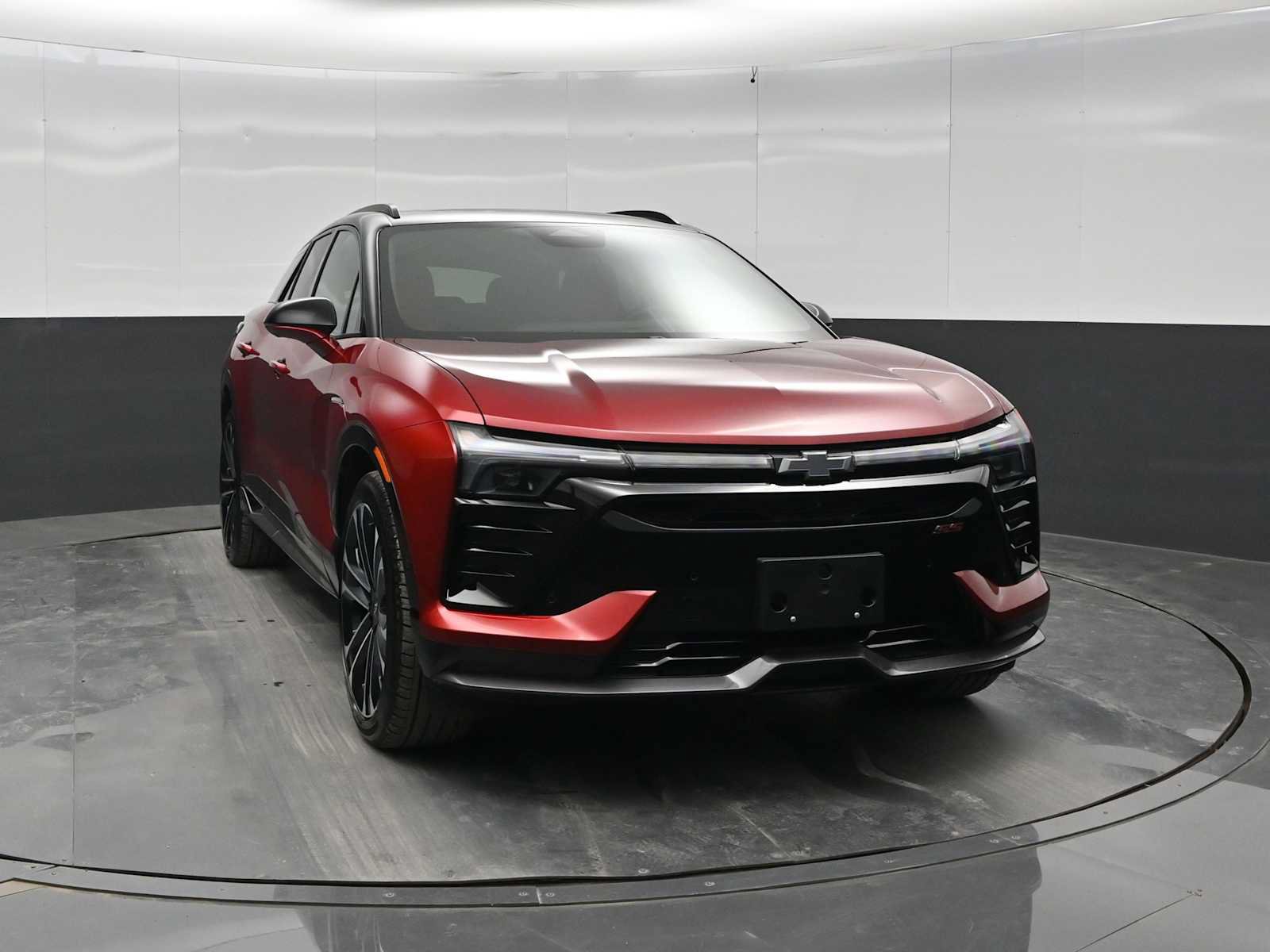Used 2025 Chevrolet Blazer EV SS AWD/4WD image 2