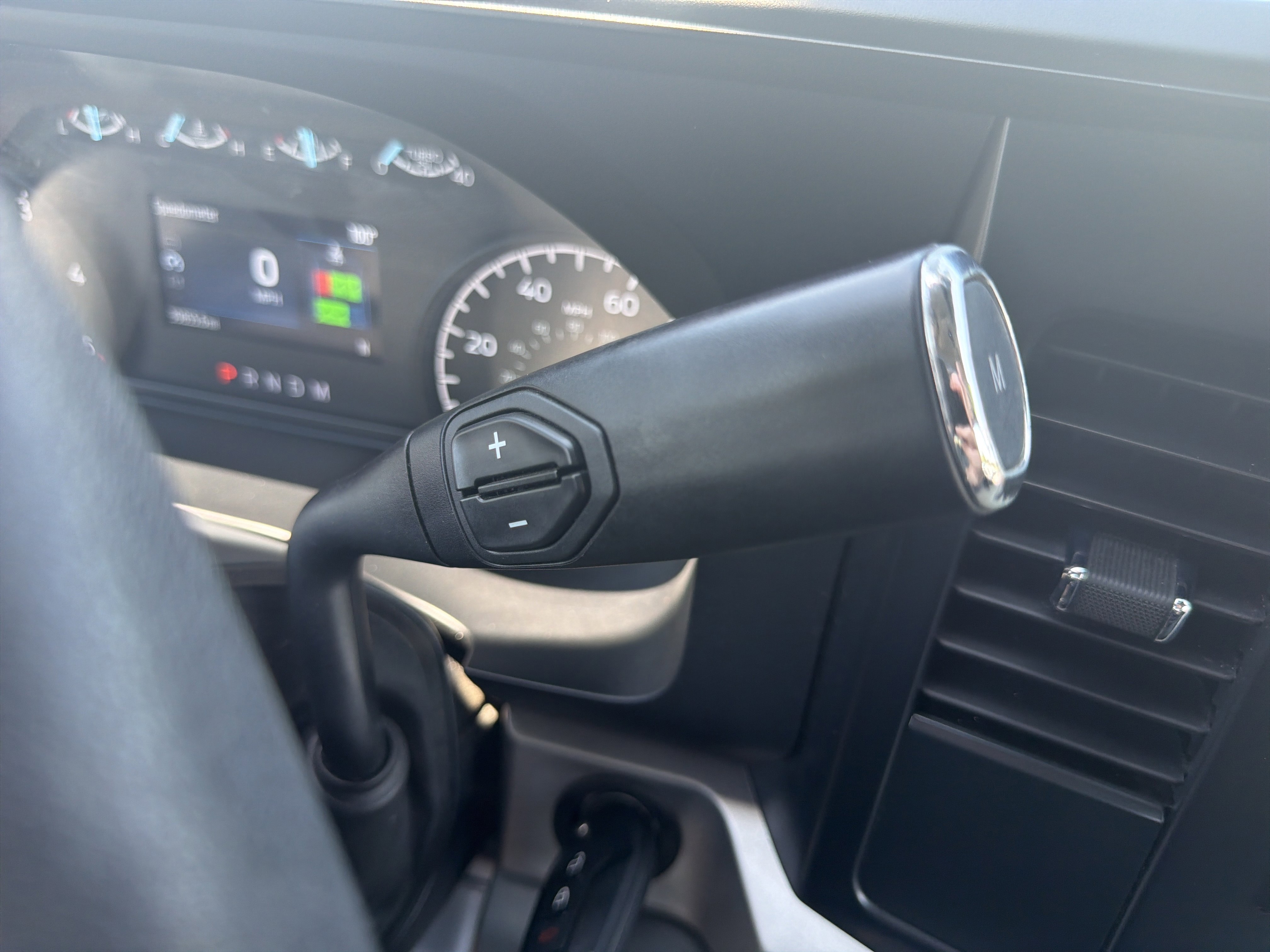 Used 2025 Ford F250 XLT AWD/4WD image 23