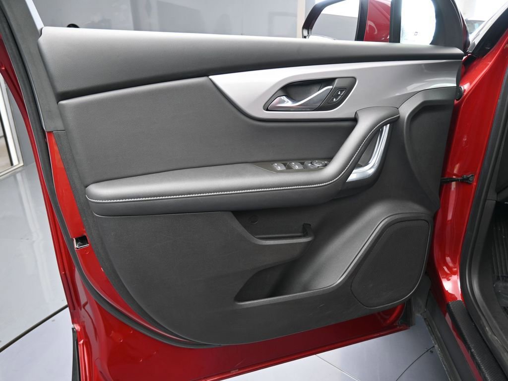 Used 2023 Chevrolet Blazer LT image 15