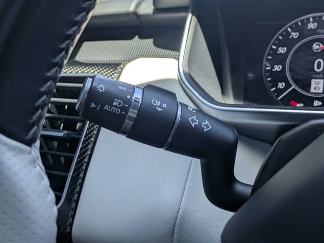 Used 2020 Land Rover Range Rover Sport SVR AWD/4WD image 30