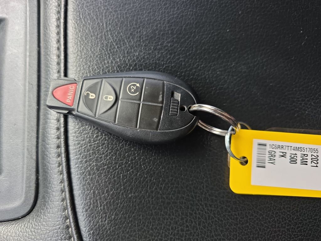 Used 2021 RAM 1500 Classic SLT image 29