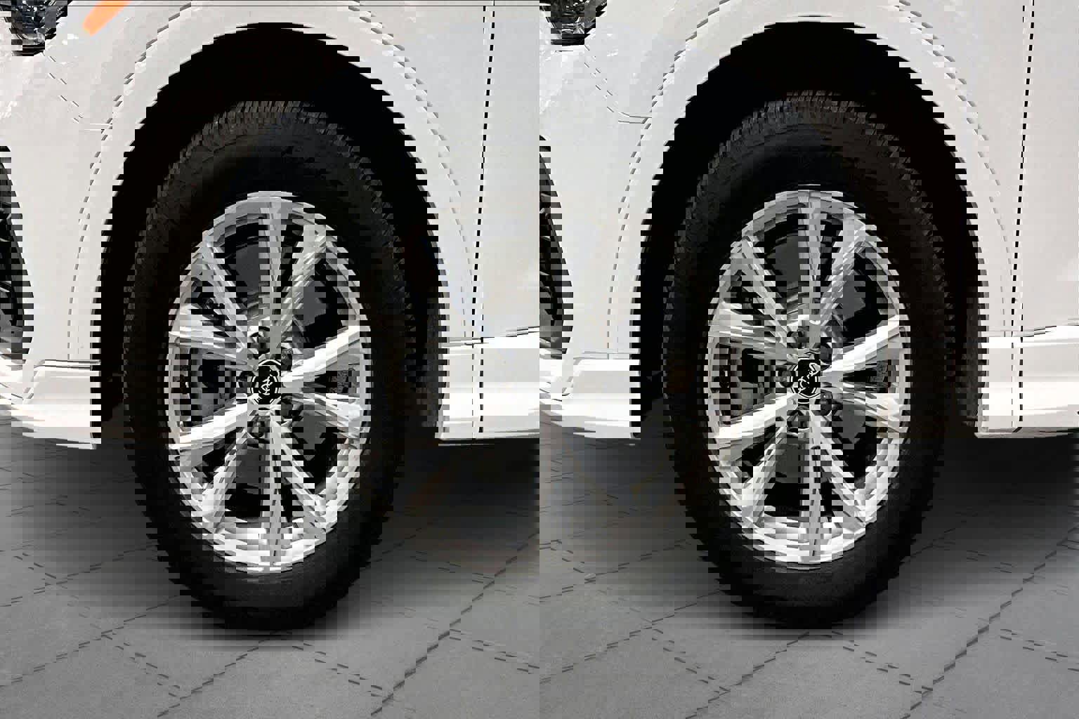 Used 2021 Audi Q3 2.0T Premium w/ Convenience Package image 11