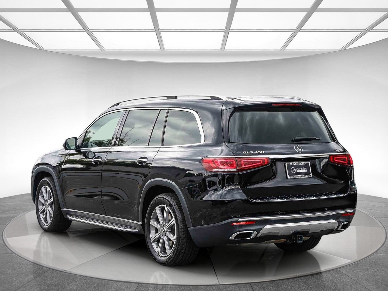 Used 2023 Mercedes-Benz GLS 450 4MATIC image 3