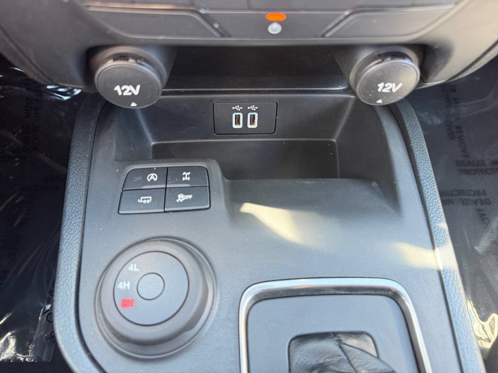 Used 2022 Ford Ranger XLT w/ Equipment Group 301A Mid AWD/4WD image 18