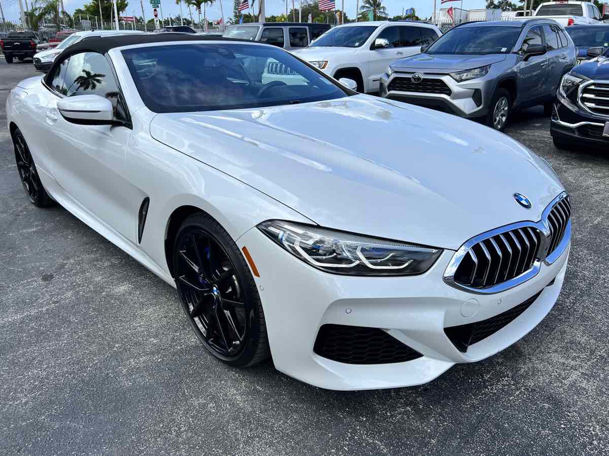 Used 2022 BMW 840i Convertible w/ Comfort Seating Package image 2