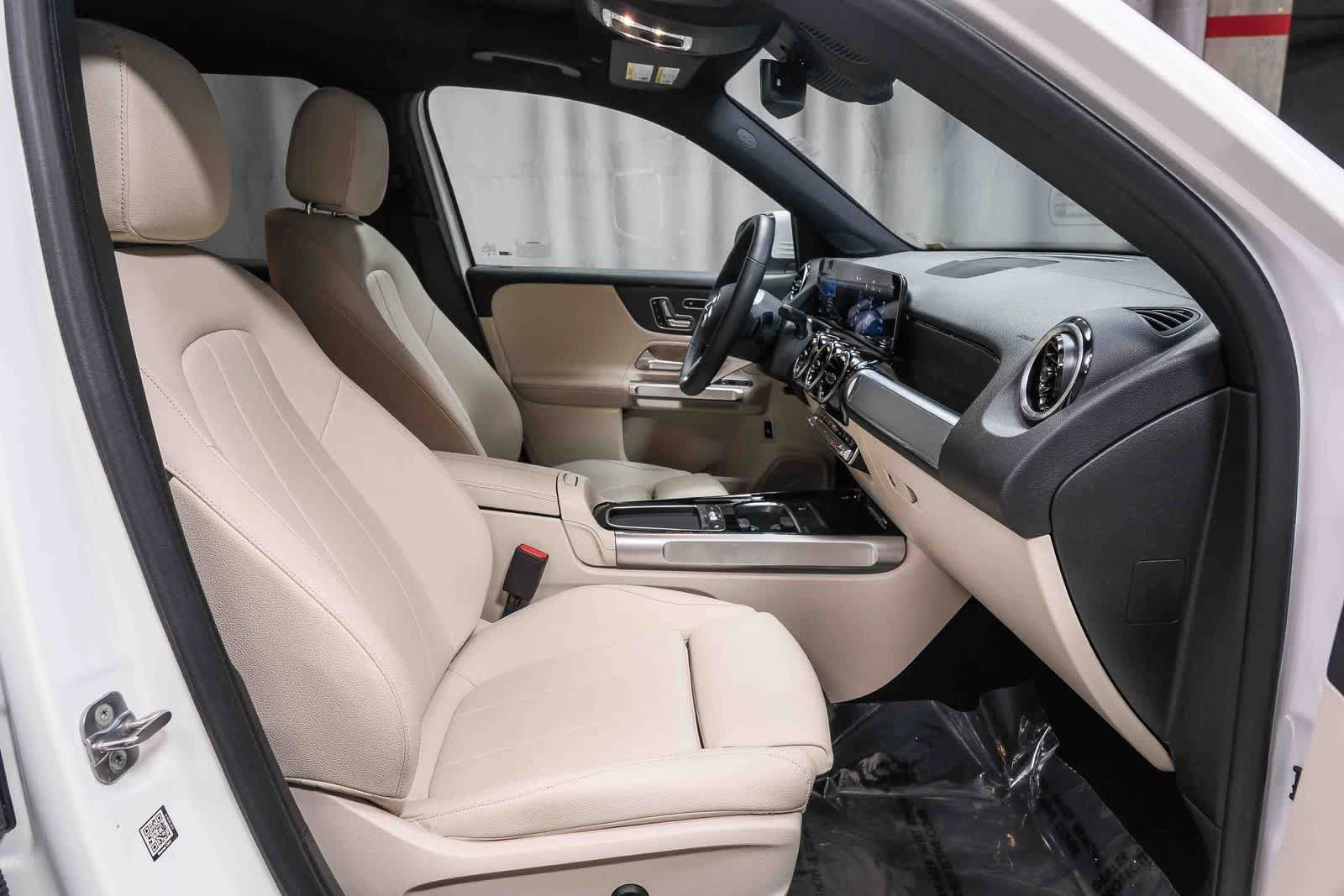 Certified 2026 Mercedes-Benz GLB 250 image 17