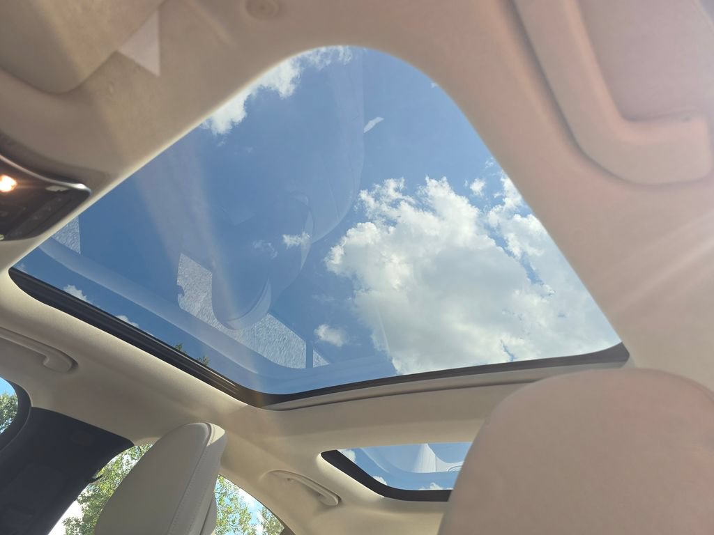 New 2027 Mercedes-Benz E 350 4MATIC Sedan image 3