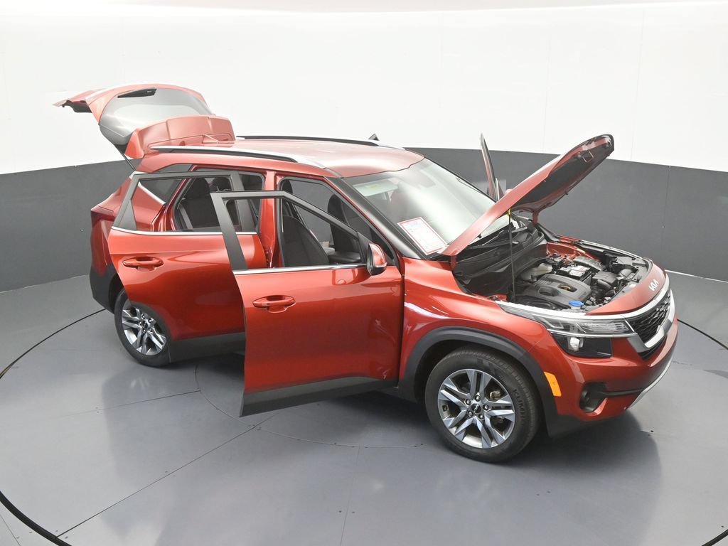 Used 2023 Kia Seltos S FWD image 65