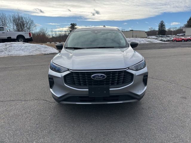 Used 2023 Ford Escape Active image 2