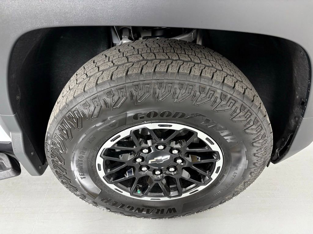 New 2026 Chevrolet Silverado EV Trail Boss image 13