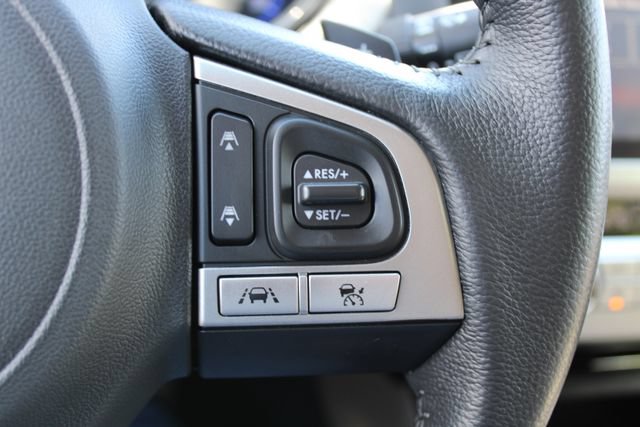 Used 2017 Subaru Outback 3.6R Limited AWD/4WD image 31