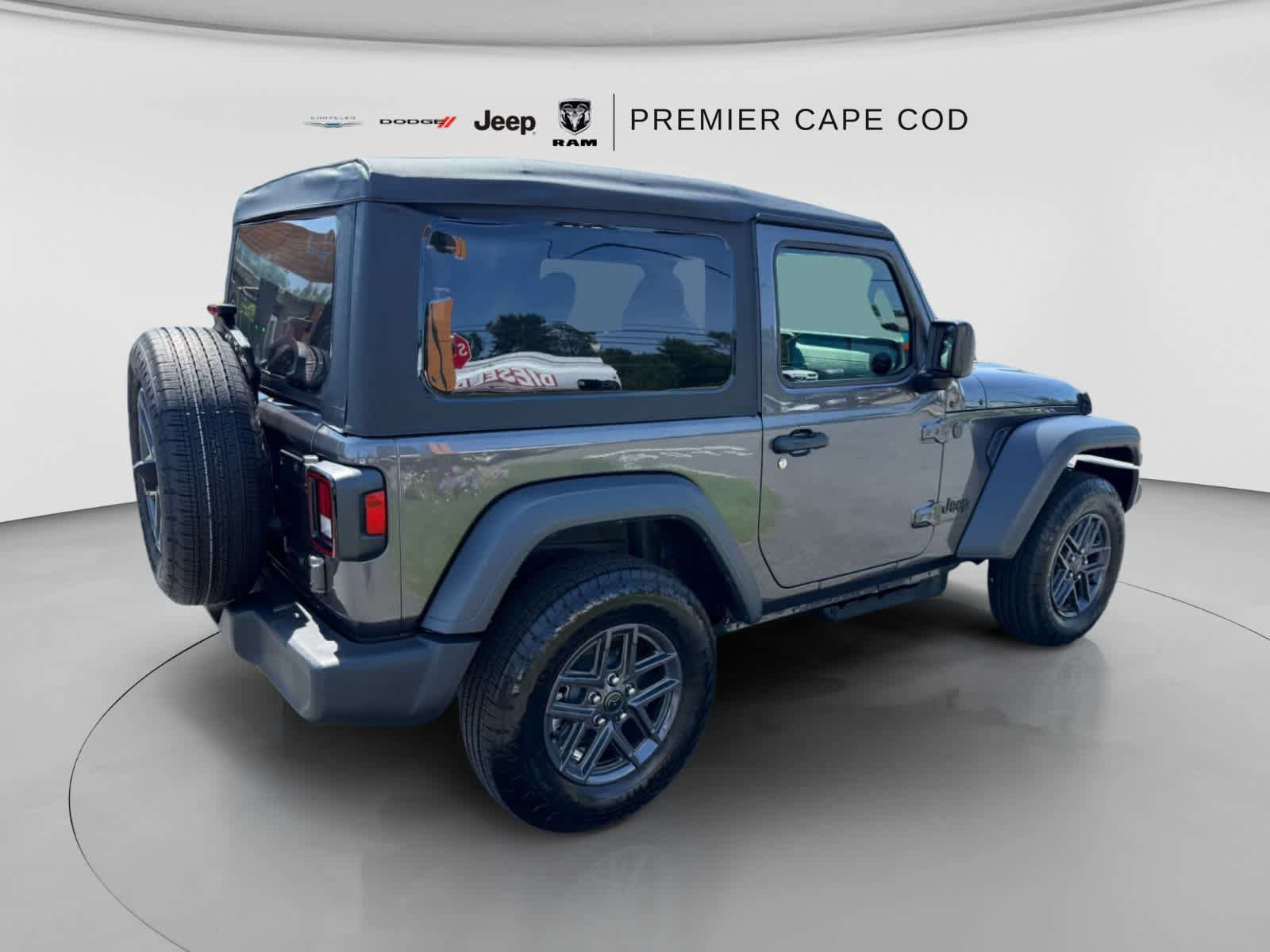Used 2026 Jeep Wrangler Sport AWD/4WD image 12