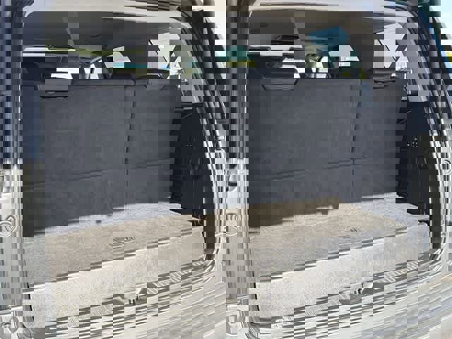 Used 2019 GMC Yukon SLT w/ Open Road Package image 29