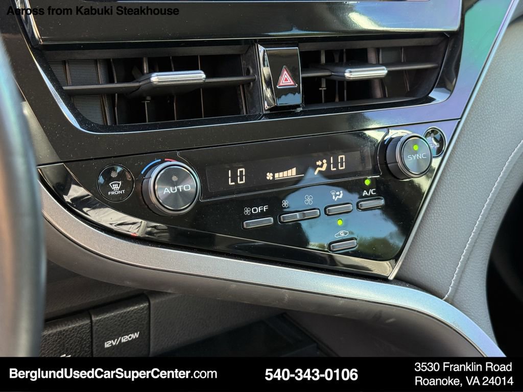 Used 2022 Toyota Camry SE image 22