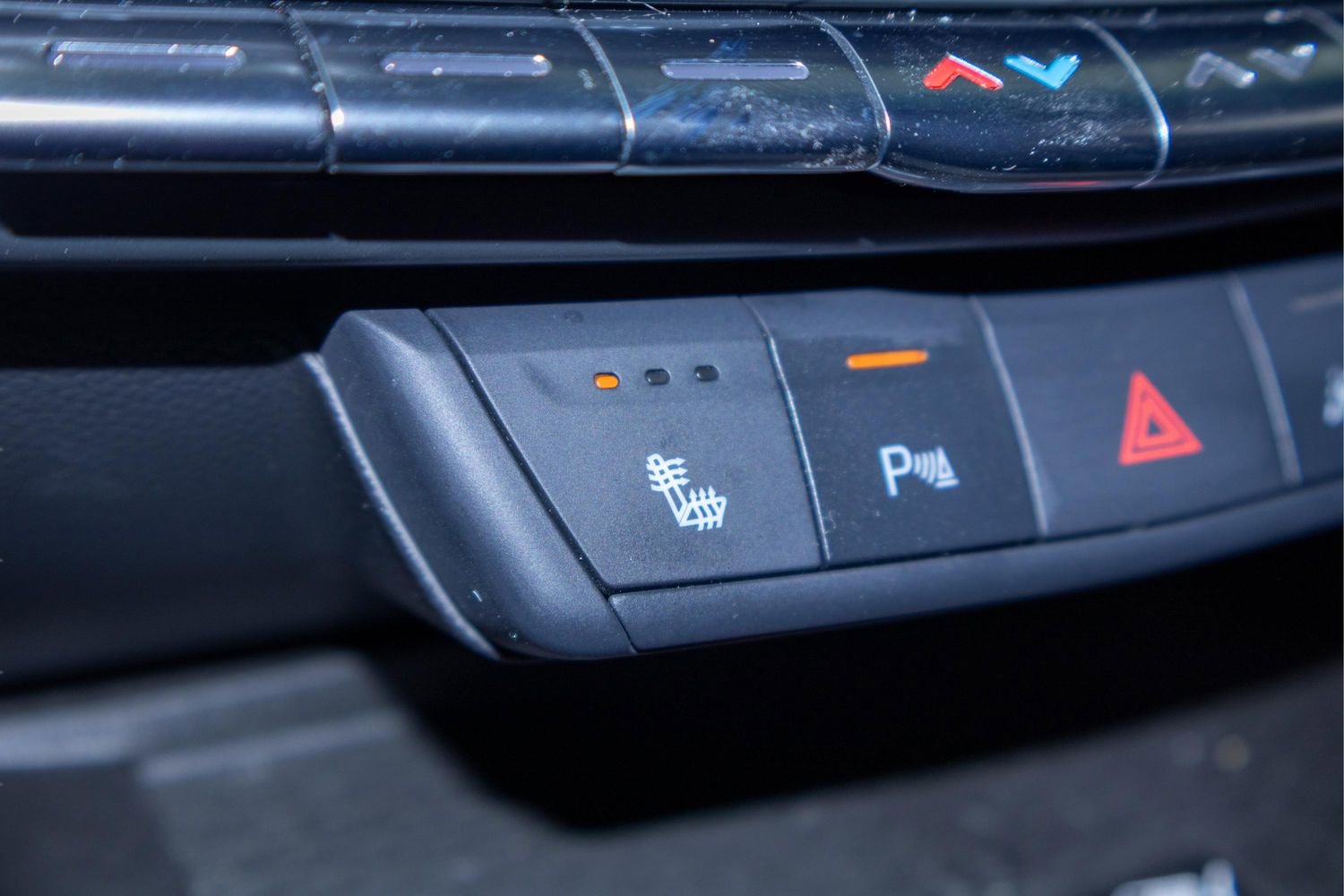 Certified 2023 Cadillac CT4 Luxury w/ Sun And Sound Package image 31