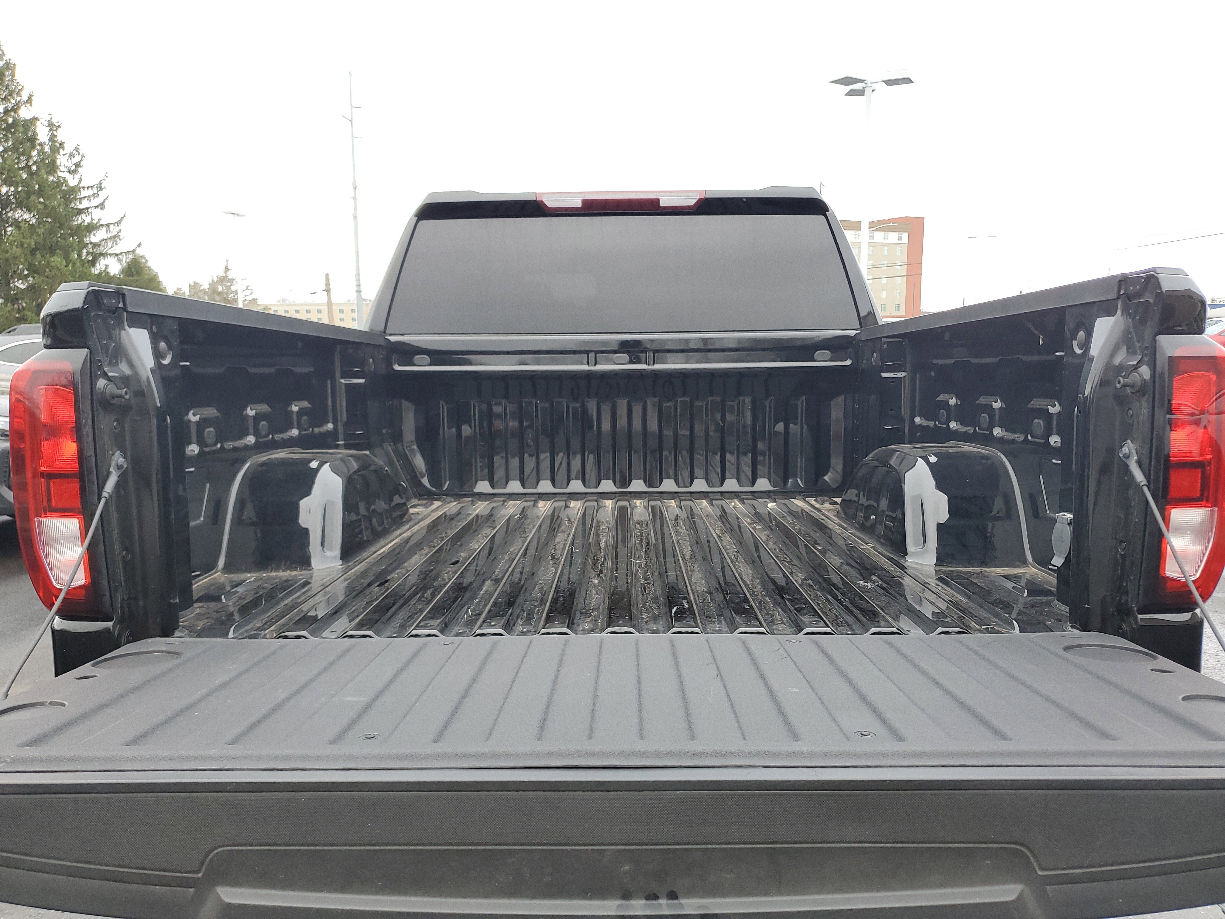 Used 2025 GMC Sierra 1500 Elevation image 6