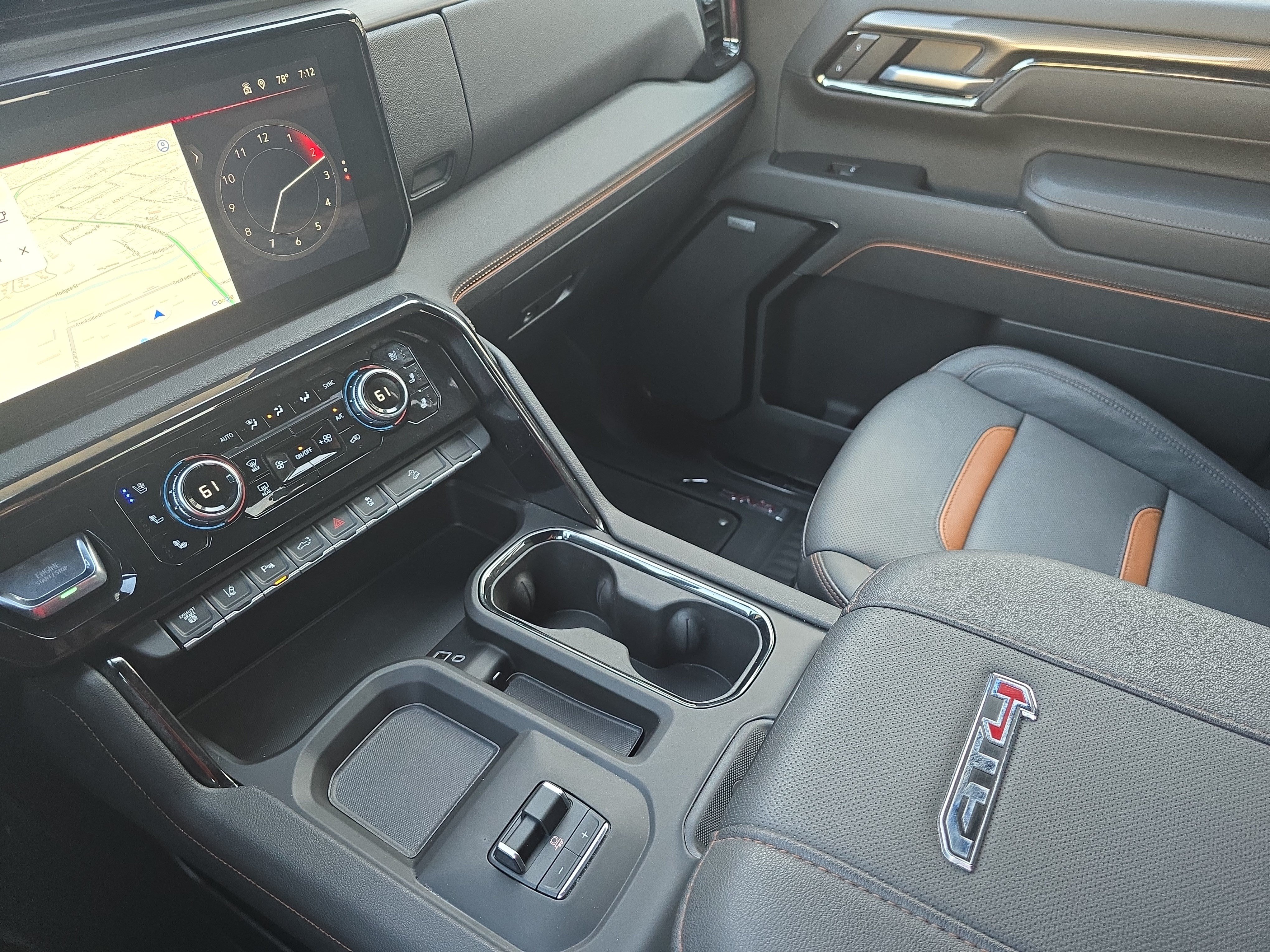 Used 2026 GMC Sierra 2500 AT4 AWD/4WD image 24