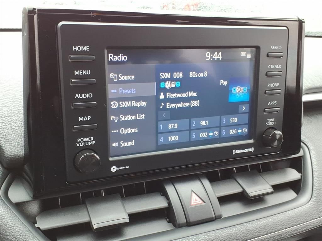 Used 2021 Toyota RAV4 XLE w/ Convenience Package image 25