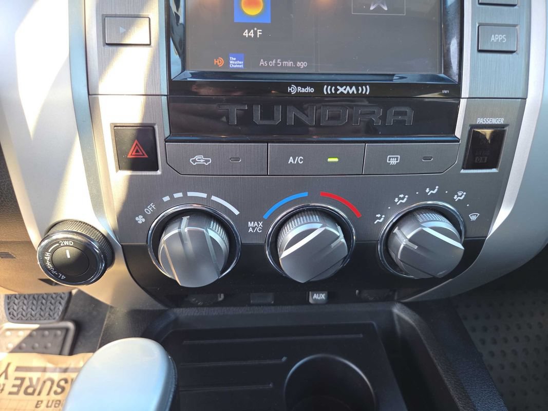 Used 2015 Toyota Tundra SR5 w/ TRD Off Road Package AWD/4WD image 22