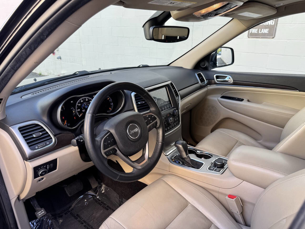 Used 2018 Jeep Grand Cherokee Limited image 14