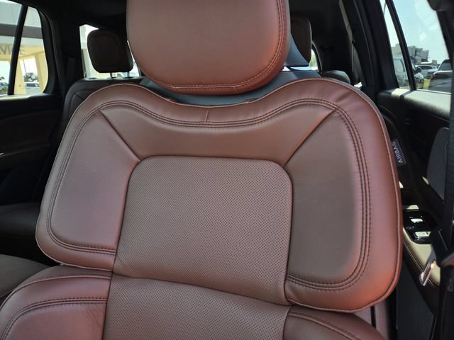 New 2026 Lincoln Aviator Reserve w/ Luxury Package RWD image 14