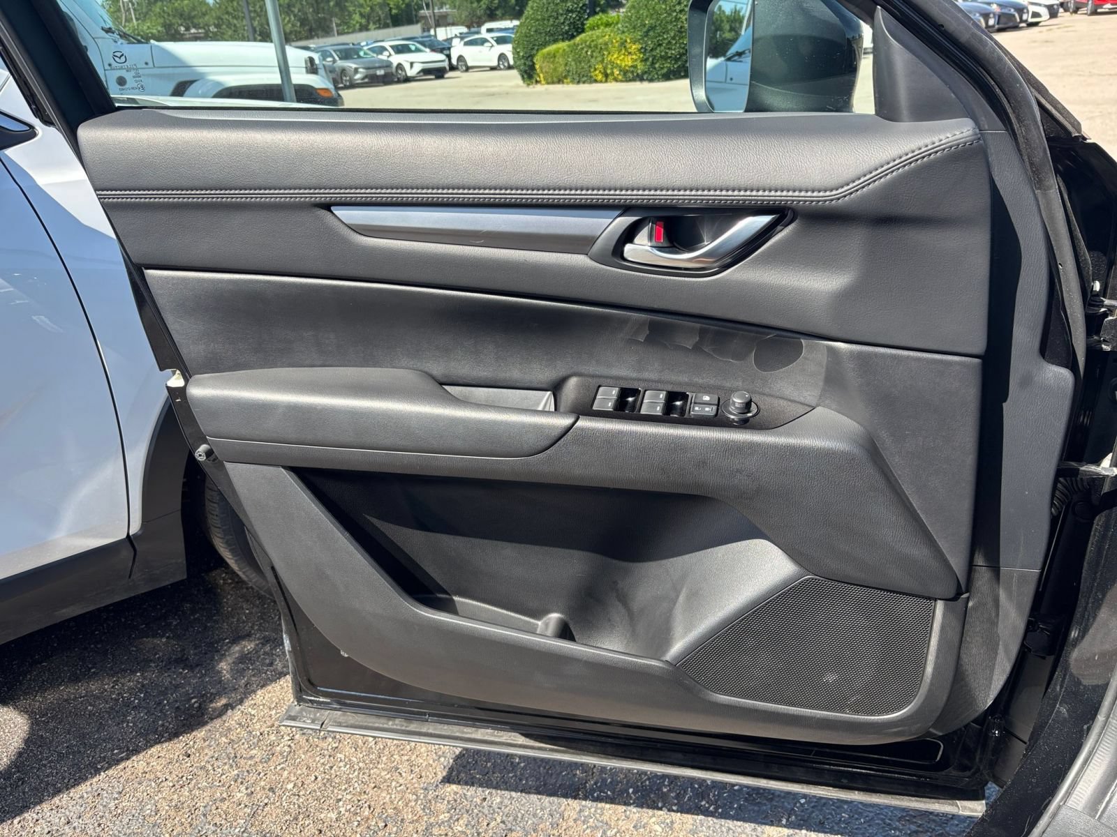Used 2025 MAZDA CX-5 AWD 2.5 S w/ Preferred Package image 18
