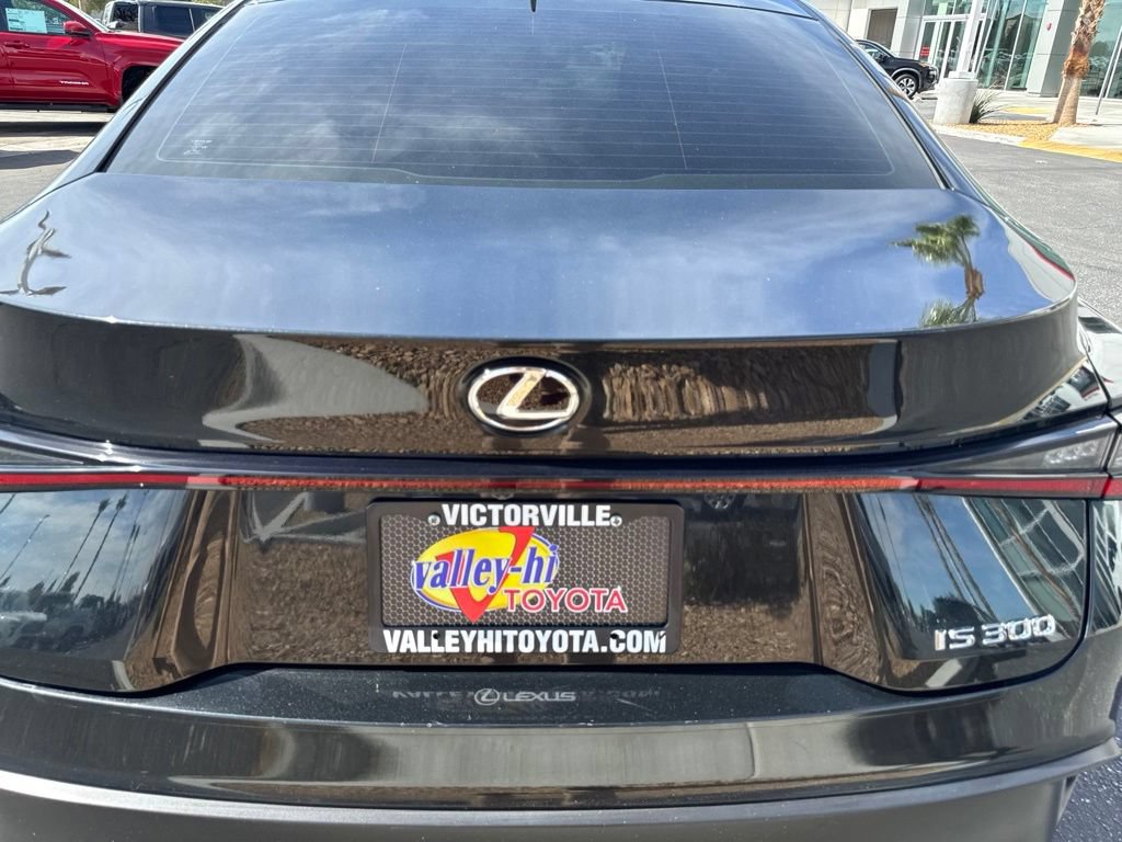 Used 2021 Lexus IS 300 w/ Accessory Package 2 RWD image 8