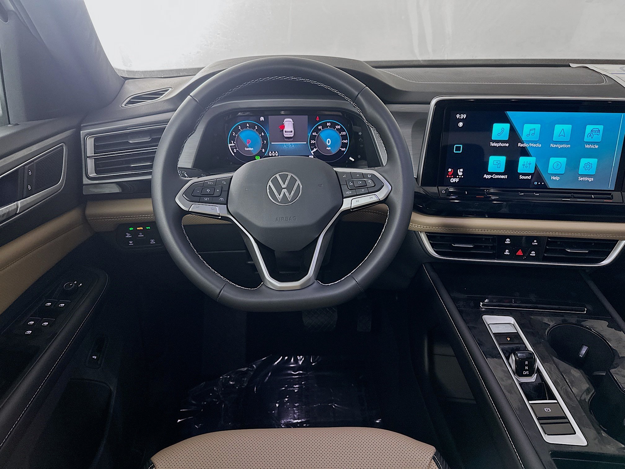 New 2026 Volkswagen Atlas Cross Sport SE AWD/4WD image 21