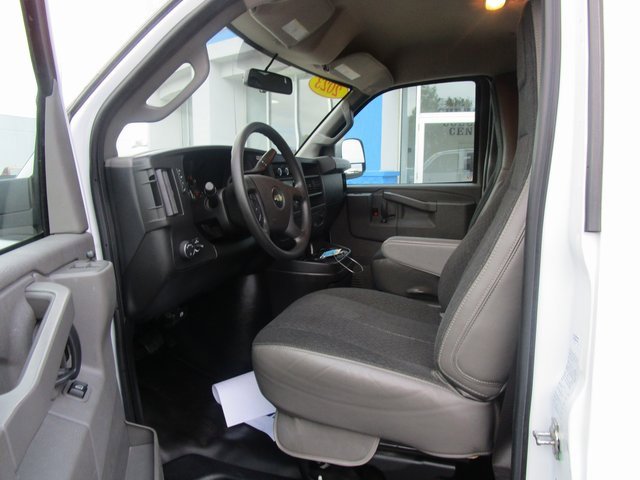 Used 2023 Chevrolet Express 2500 w/ Driver Convenience Package image 17