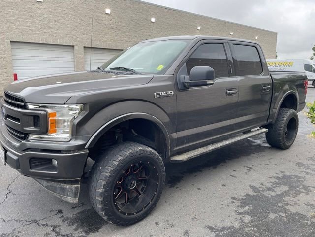 Used 2018 Ford F150 XLT w/ Equipment Group 302A Luxury RWD image 4