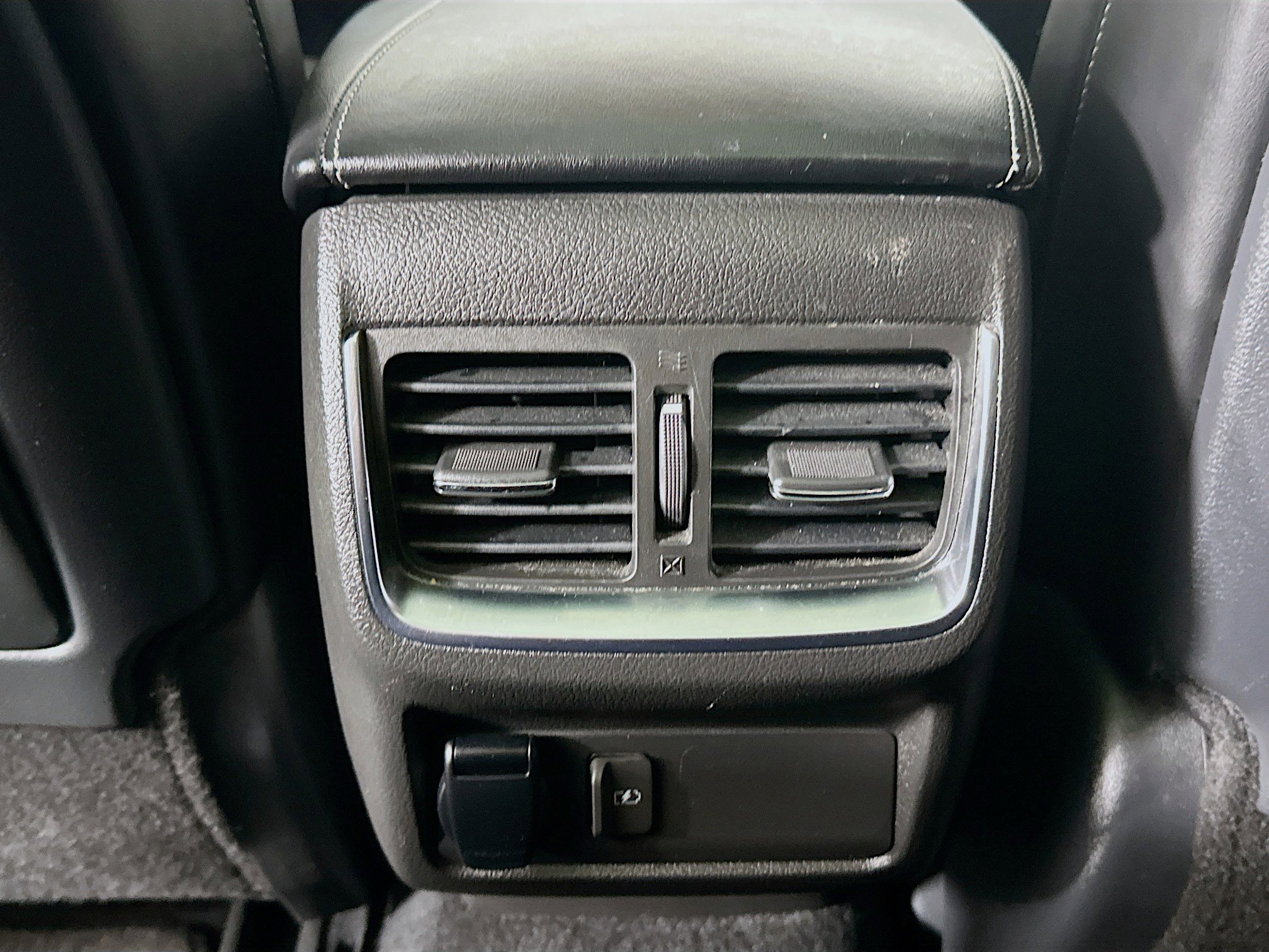 Used 2021 INFINITI QX50 Luxe w/ Appearance Package image 26