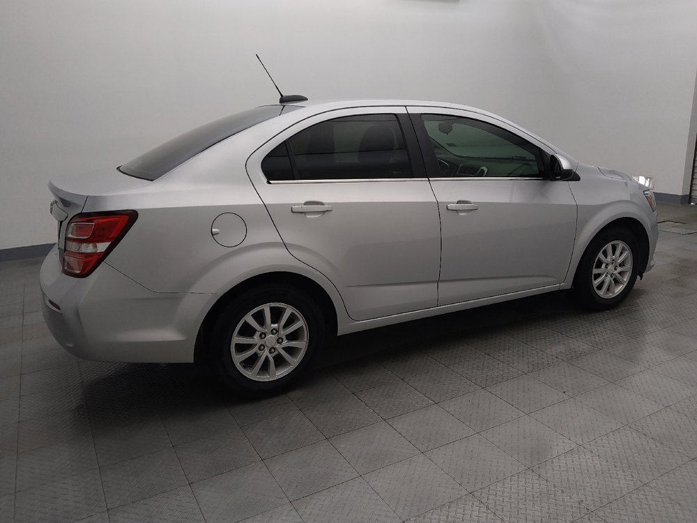 Used 2019 Chevrolet Sonic LT image 10