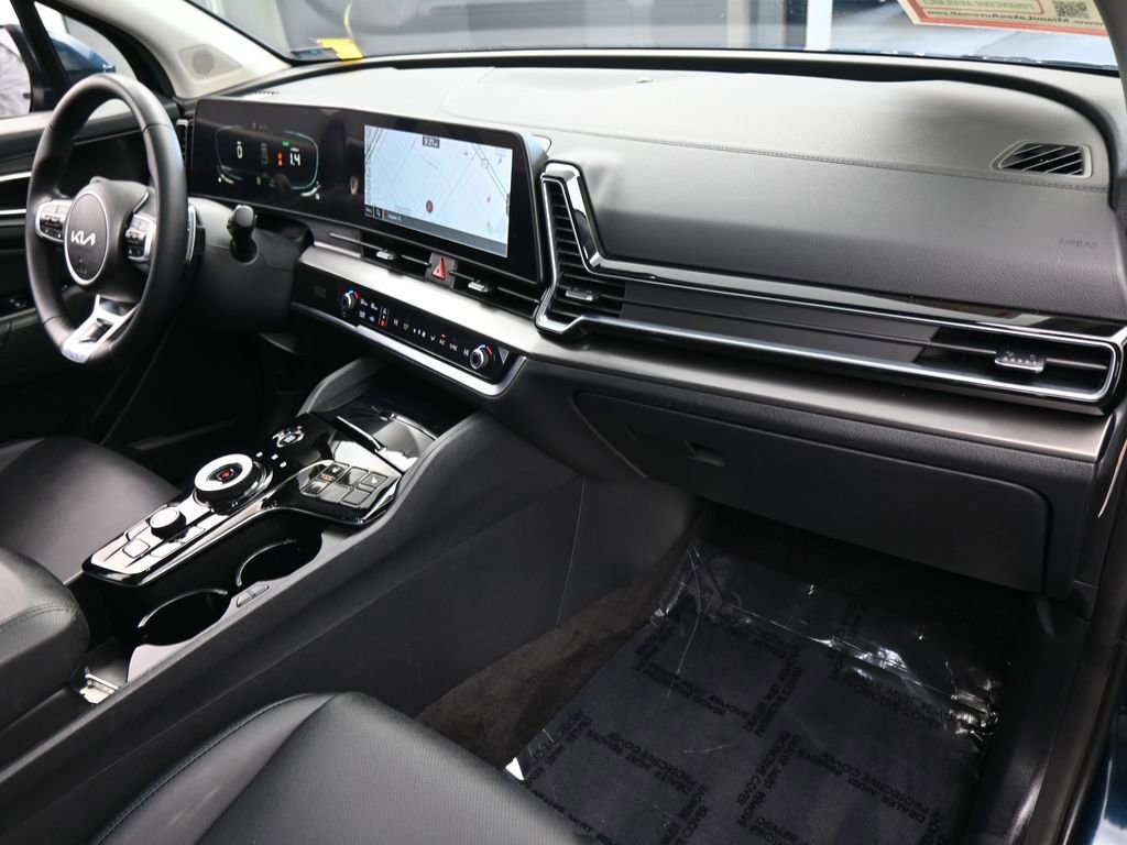 Used 2025 Kia Sportage EX w/ EX Premium Package image 43