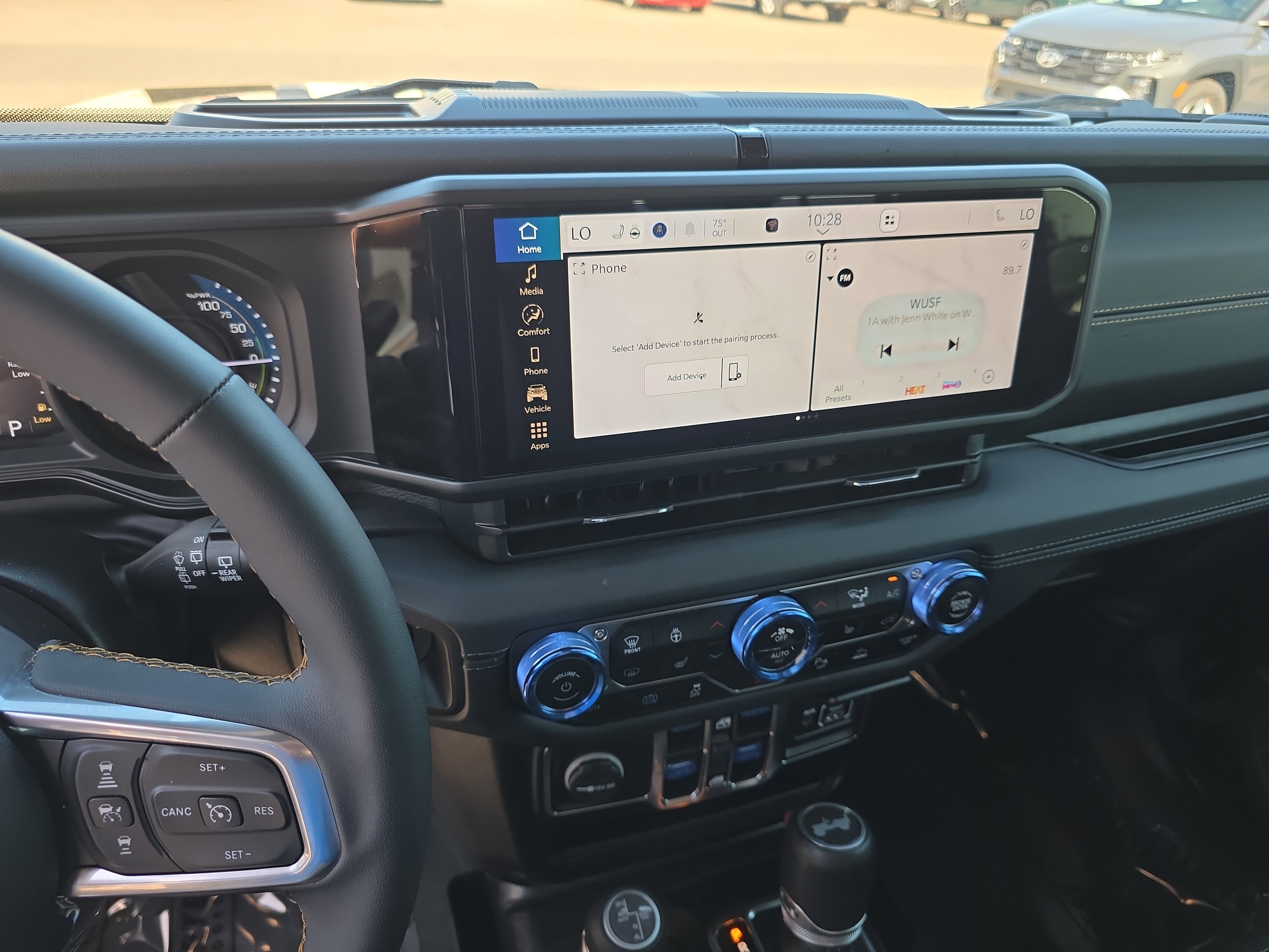 Used 2024 Jeep Wrangler Sahara w/ Safety Group image 14