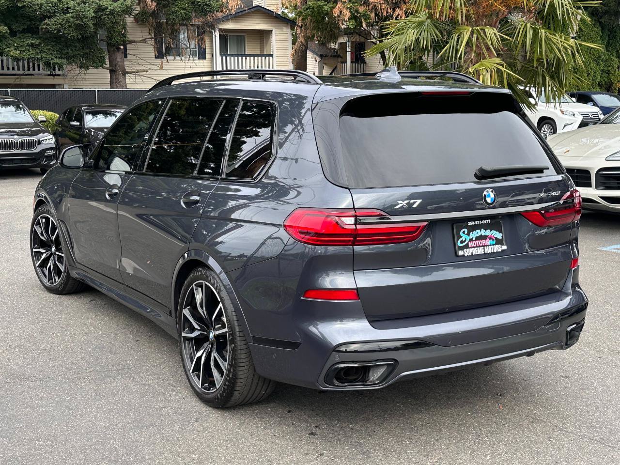 Used 2022 BMW X7 xDrive40i w/ M Sport Package AWD/4WD image 6