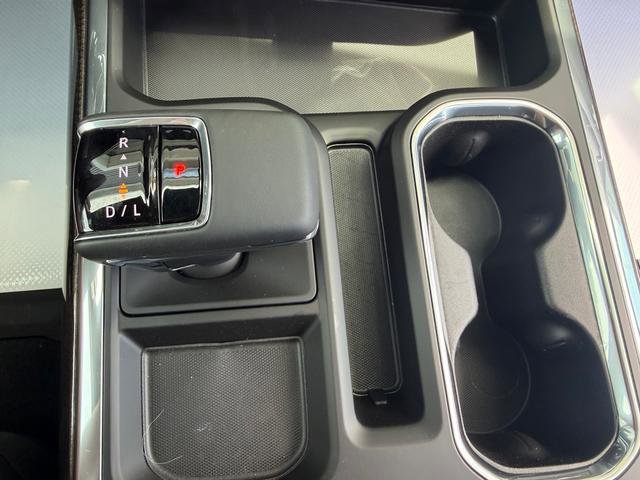 New 2026 Chevrolet Silverado 1500 RST w/ Redline Edition AWD/4WD image 28