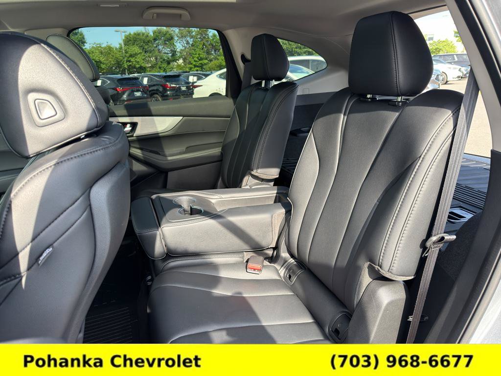 Used 2024 Acura MDX SH-AWD image 25