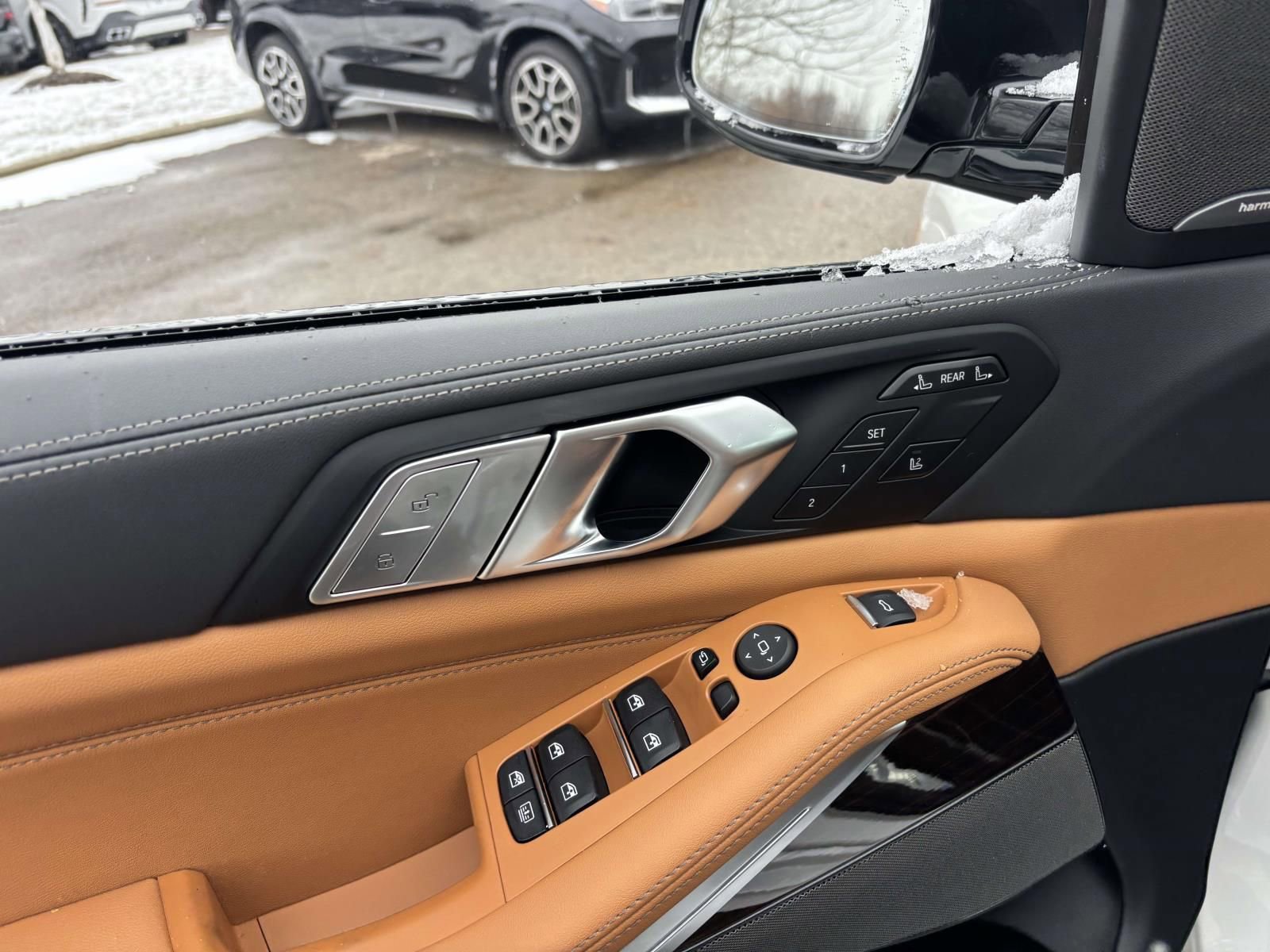 New 2026 BMW X7 xDrive40i w/ M Sport Package image 12