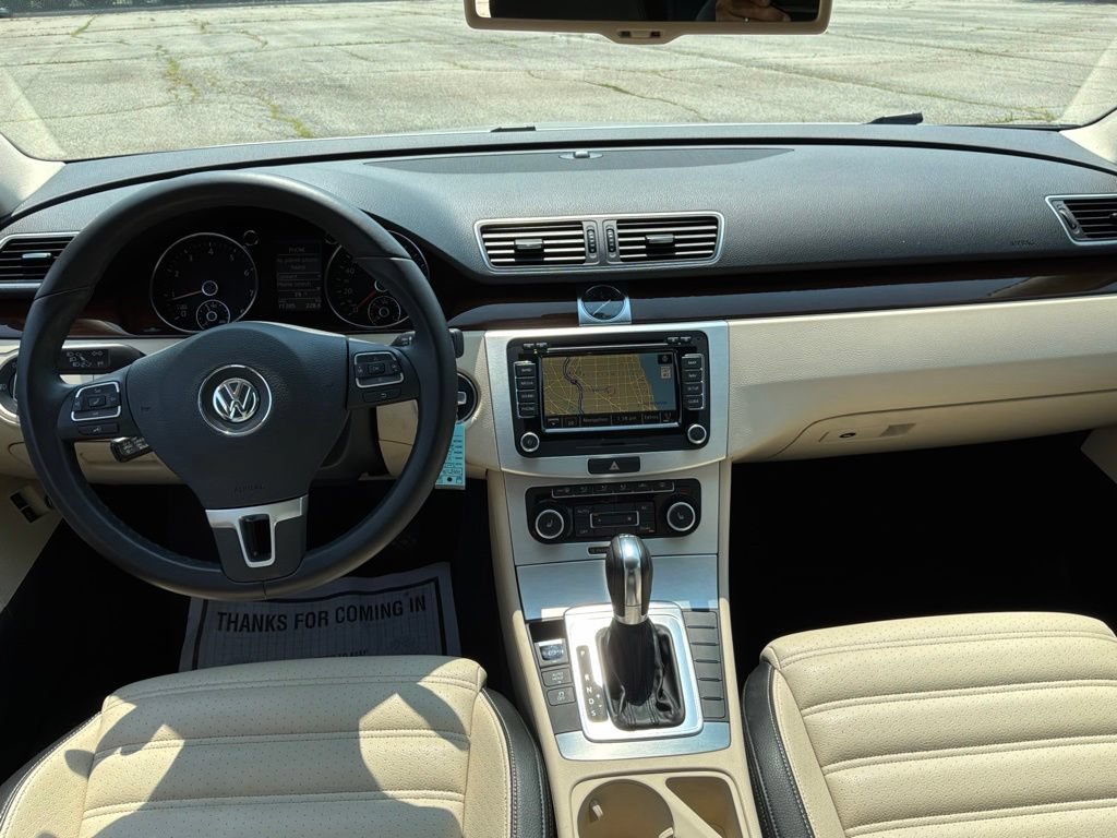 Used 2012 Volkswagen CC Lux FWD image 27