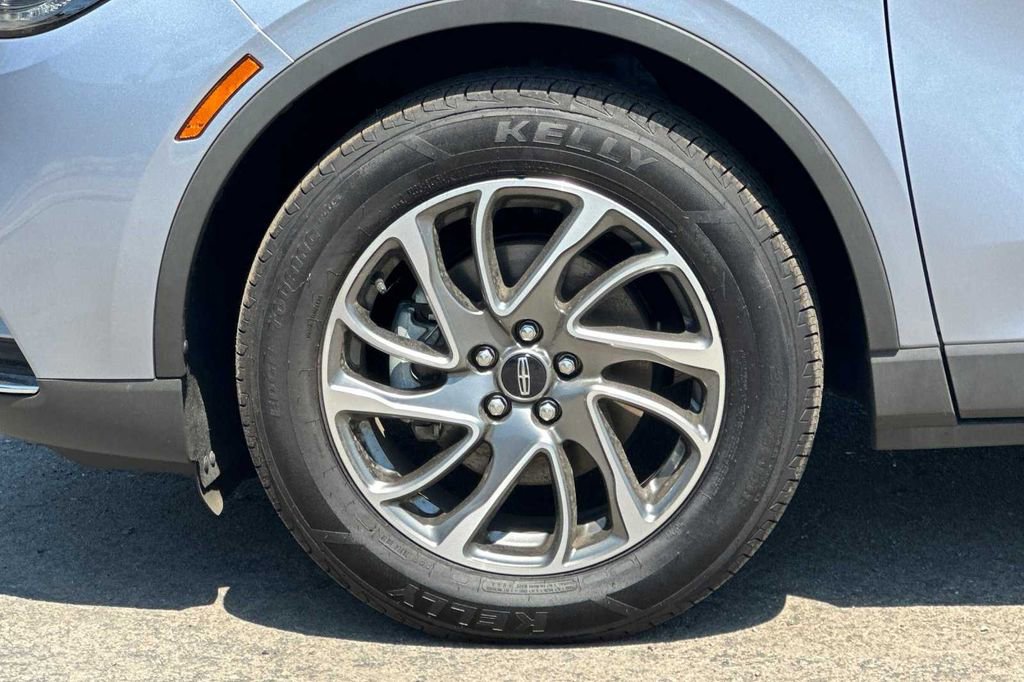 Used 2022 Lincoln Corsair FWD image 31