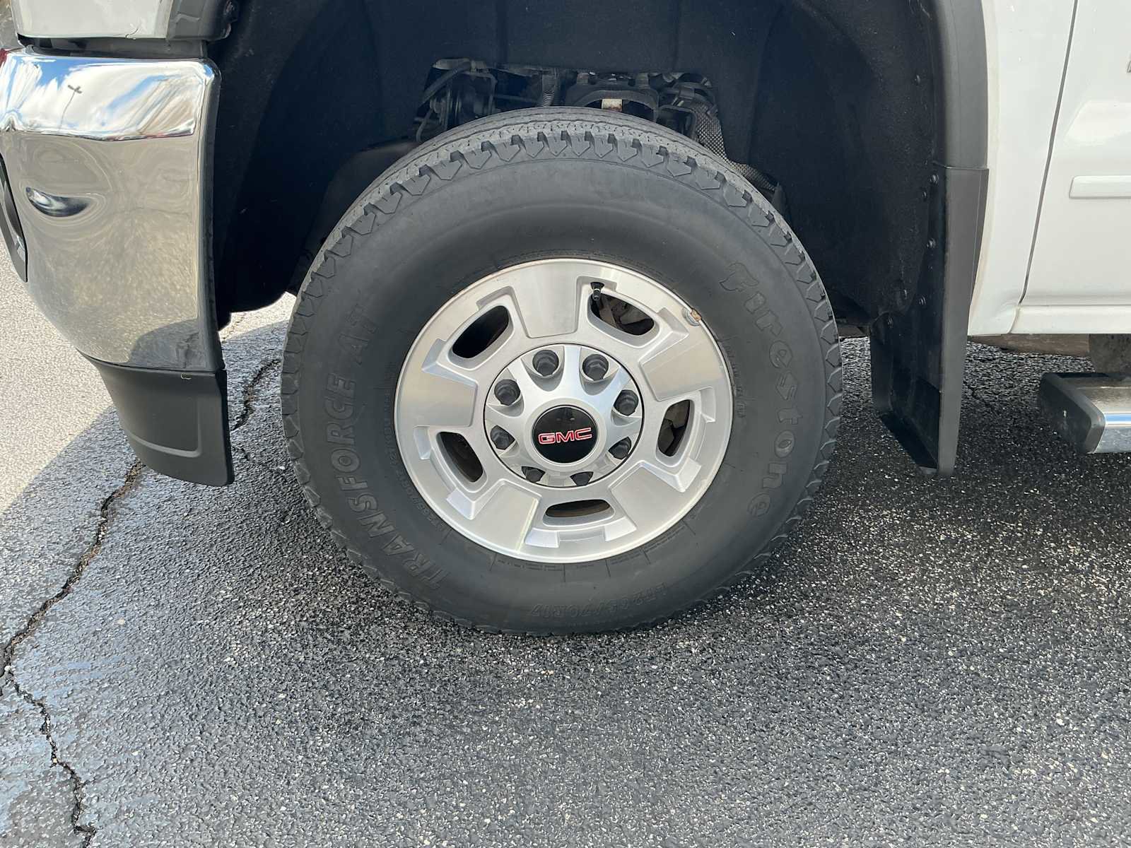 Used 2019 GMC Sierra 2500 SLE w/ SLE Preferred Package image 29
