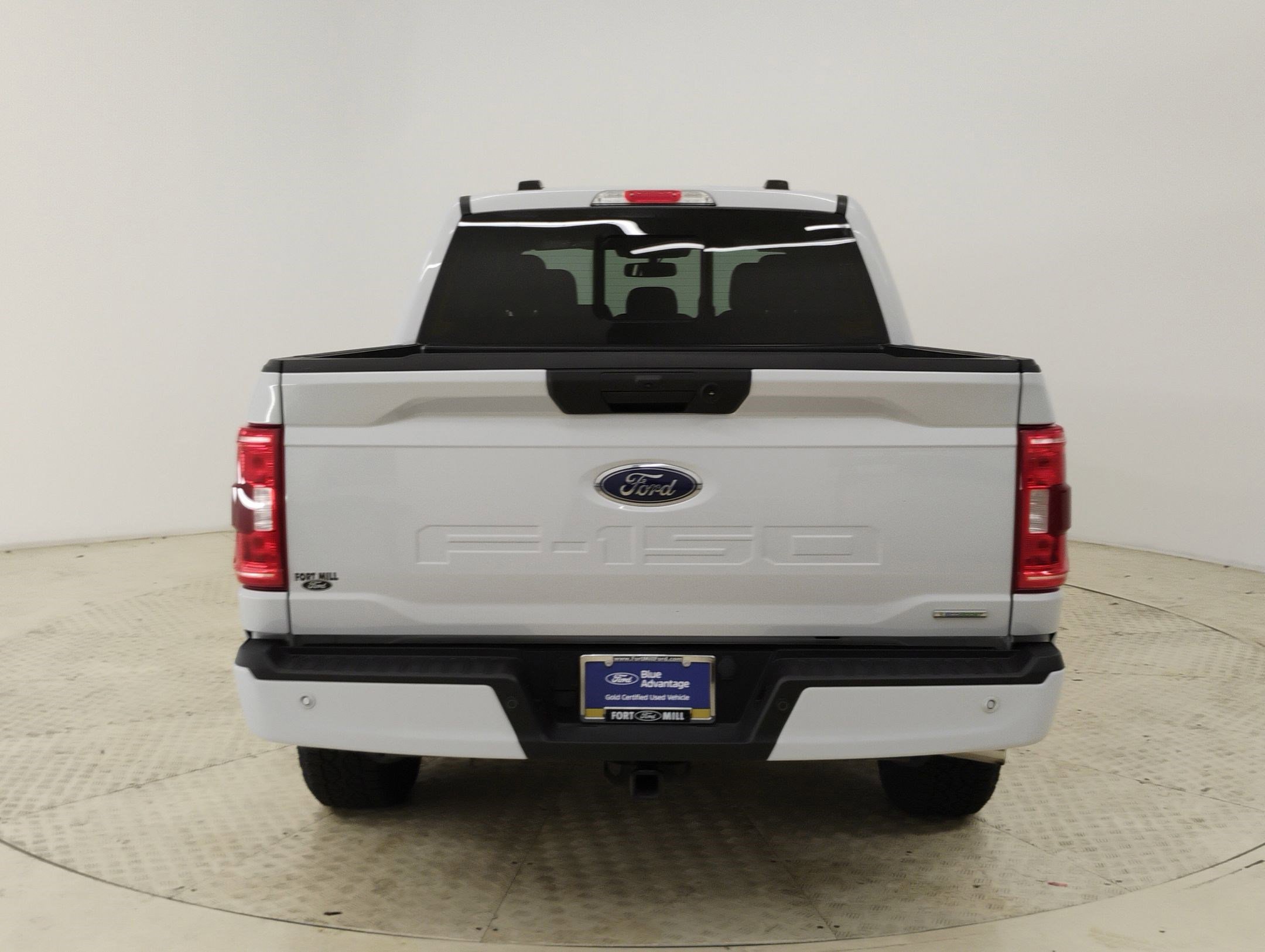 Certified 2022 Ford F150 XLT w/ Equipment Group 301A Mid image 10